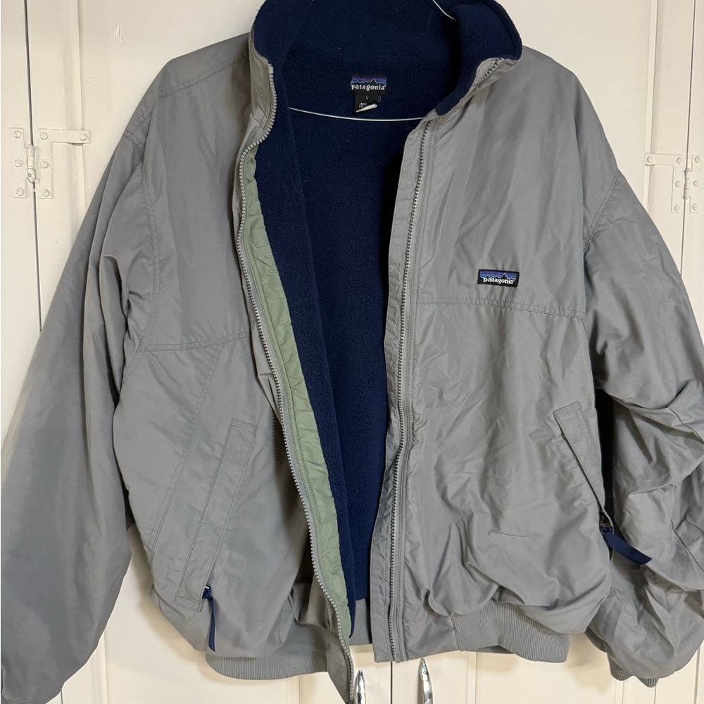 Patagonia Men's Gray Fleece lined Jacket